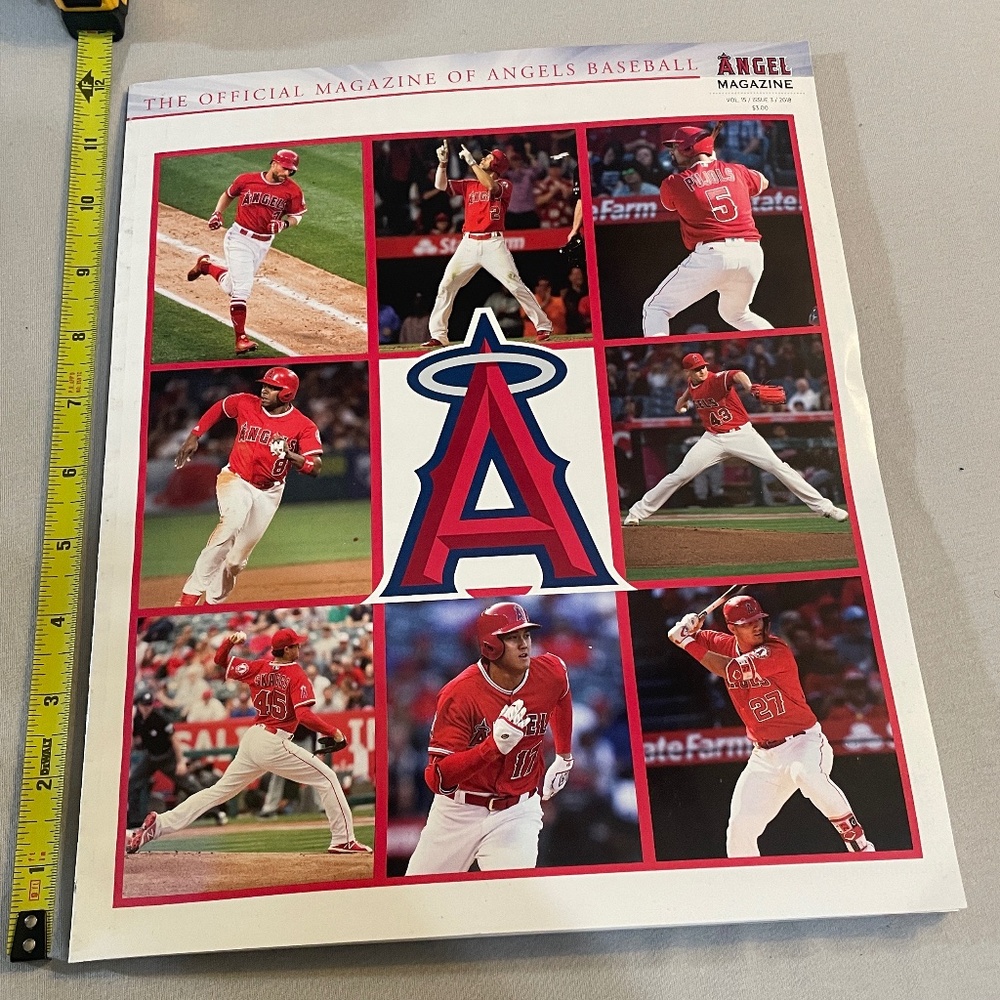 2018 Angeles Baseball Official Magazine "Shohei Ohtani Rookie" Year